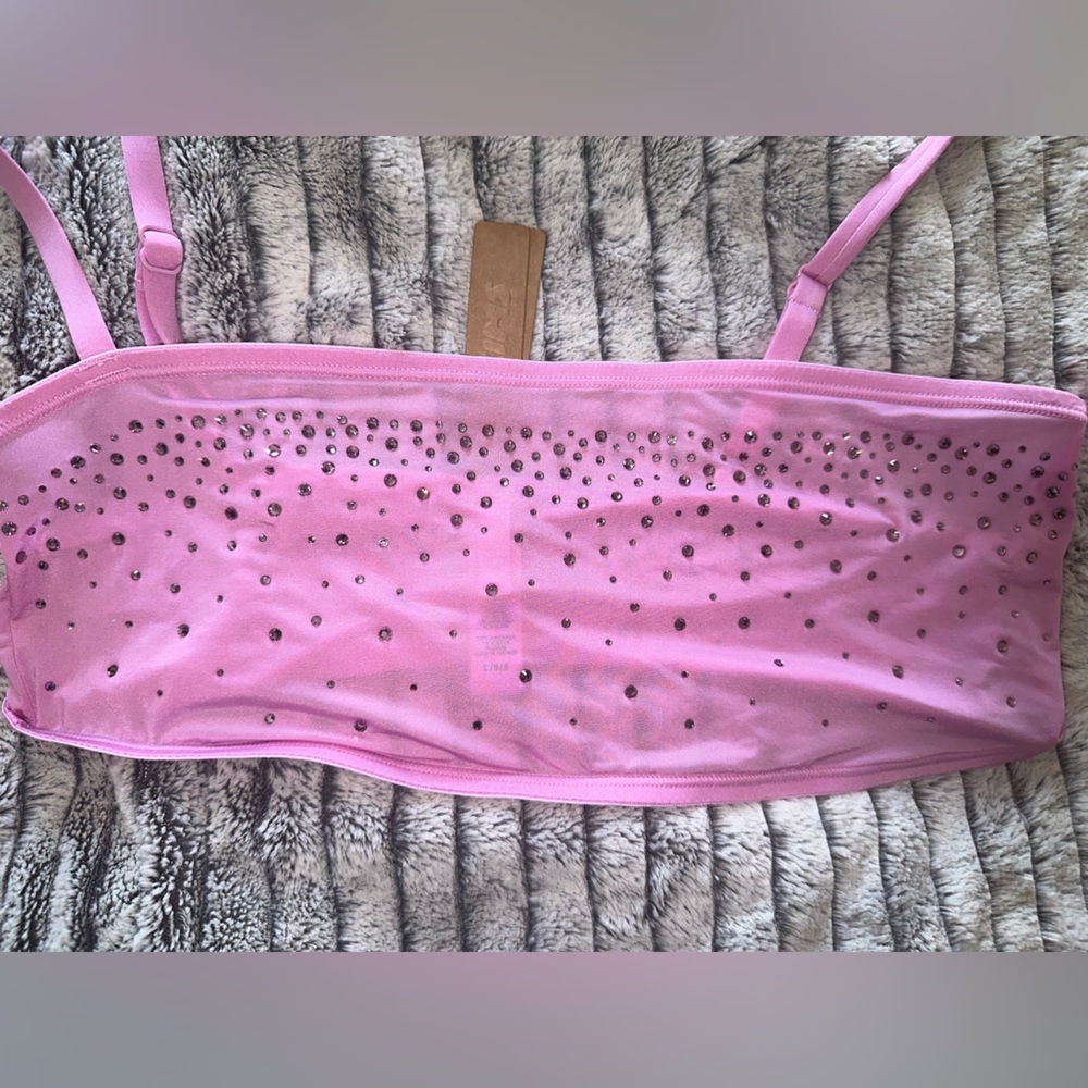 Brand new Sparkly Skims bra